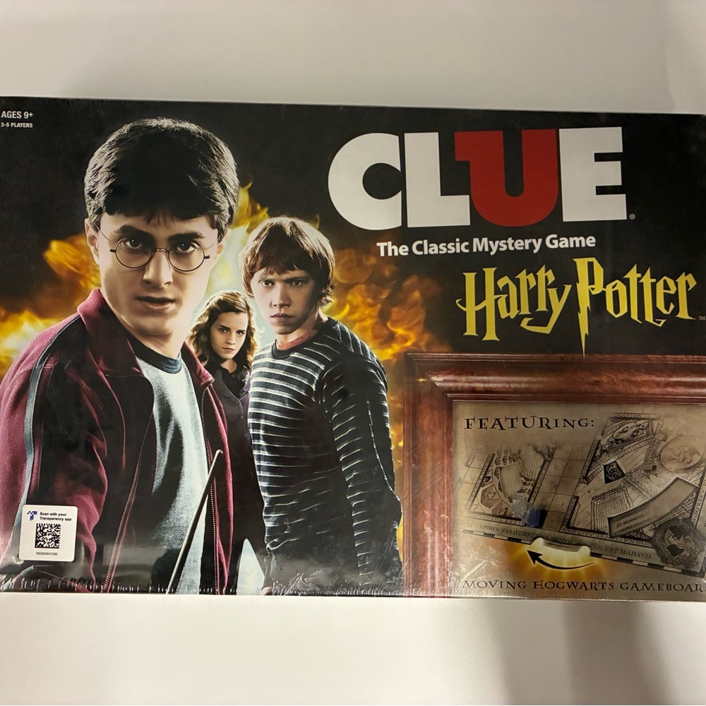 Clue: Harry Potter Edition Board Game - Black & Red